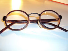 Indlæs billede til gallerivisning FRANSK RETRO - LÆSEBRILLE M/STYRKE - STEL I MAT BRUN ACETAT - TILBUD Kr. 499,-Inkl. etui i foret læder